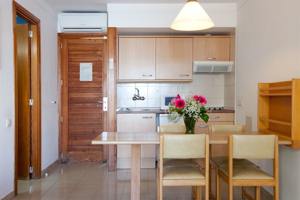 Cabot Hobby Club Apartments Port de Pollenca Exterior photo